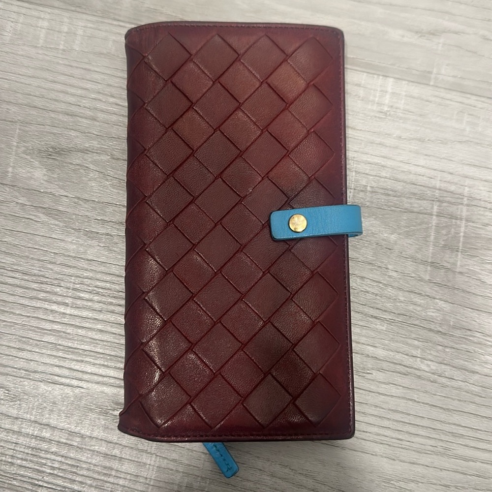 Bottega Veneta Bifold Long Wallet Bordeaux/Blue Leather